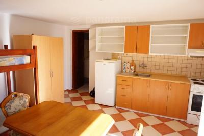 KOMPLEKS 2 APARTMANSKE KUĆE S DODATNIM SADRŽAJEM 11