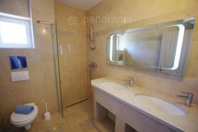 Apartment house with a beautiful view of the sea 27