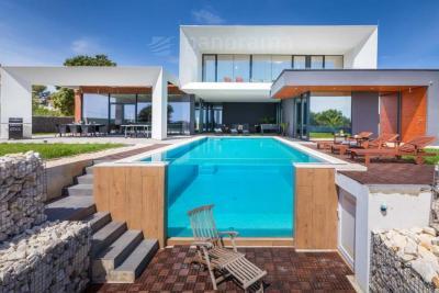 GLAMOROUS DESIGNER VILLA 2