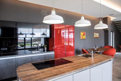 GLAMOROUS DESIGNER VILLA 9