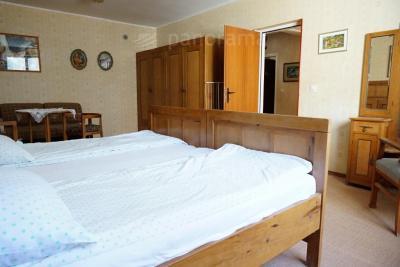 VELIKA KUĆA PODOBNA ZA BIZNIS BLIZU PLAŽE U FAŽANI 8