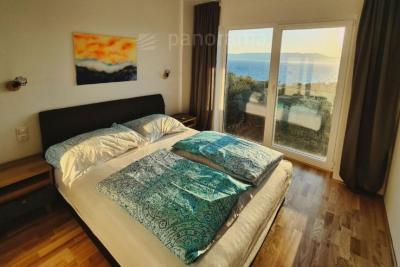 Luxury villa with a beautiful view of the sea 20