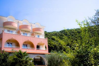 Obiteljski hotel na predivnoj lokaciji 2
