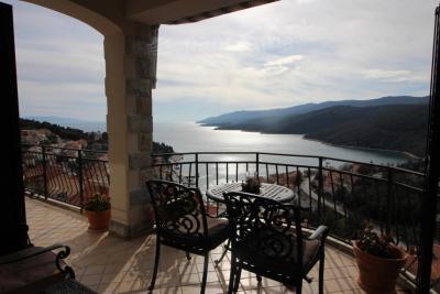 Apartment house with an enchanting view of the sea 17