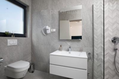 RASKOŠNA MODERNA VILLA U MEDULINU 16